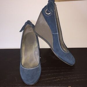 Bundle Discount! 🔥 
Blue suede wedges - Leather Upper